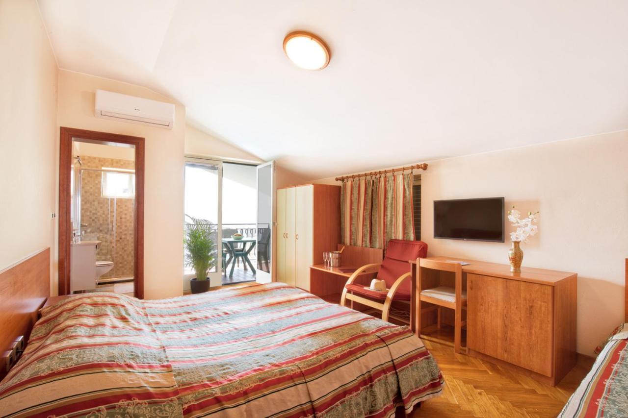 Villa Sveta Eufemija Bed End Breakfast I ロヴィニ エクステリア 写真
